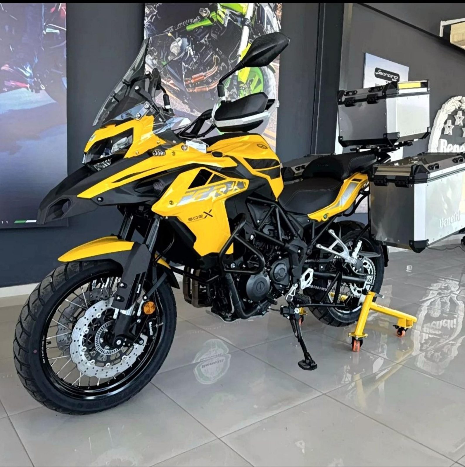 Benelli TRK 502 X